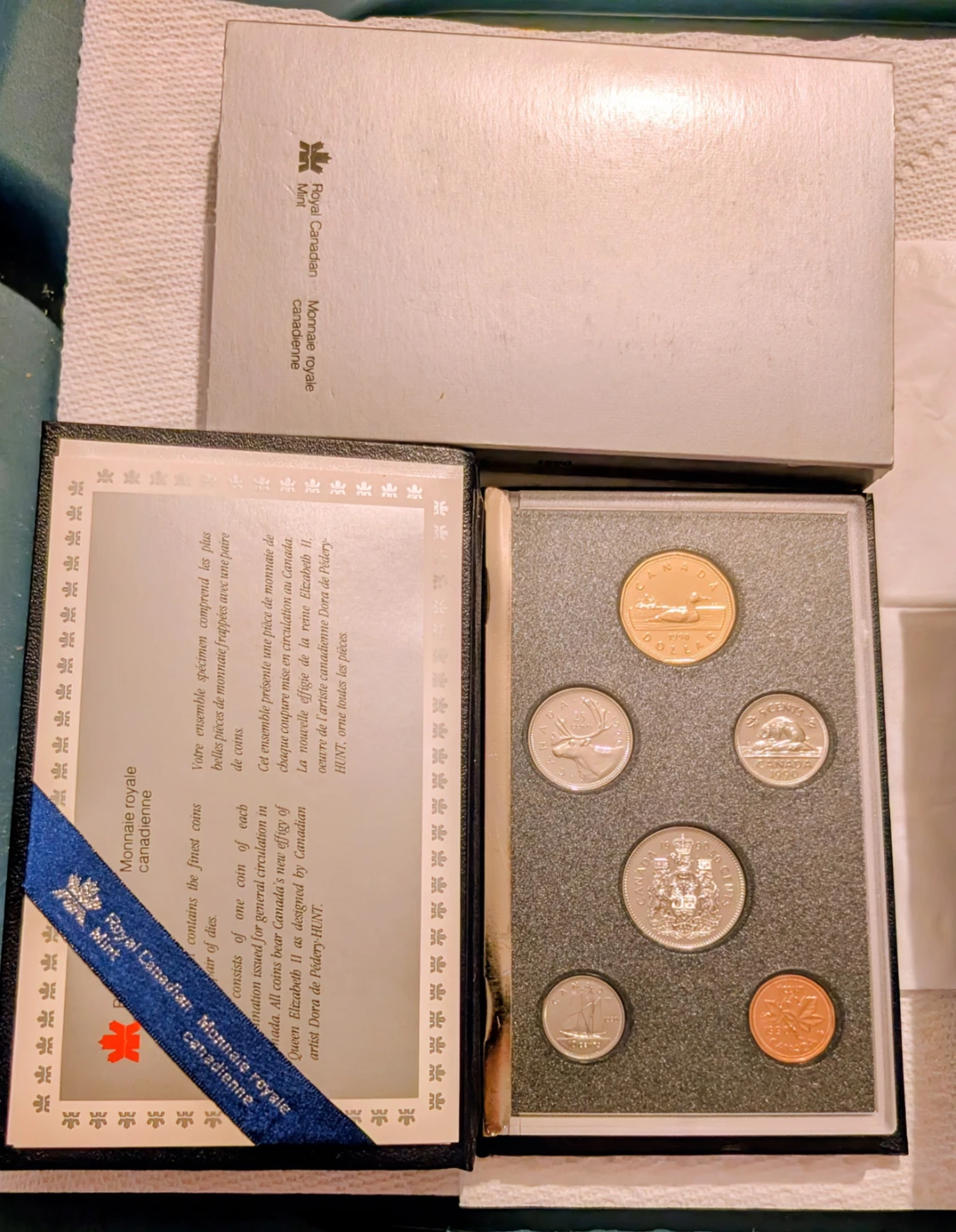 RCM Specimen Coin Sets - 1990 & 1995 - photo 3