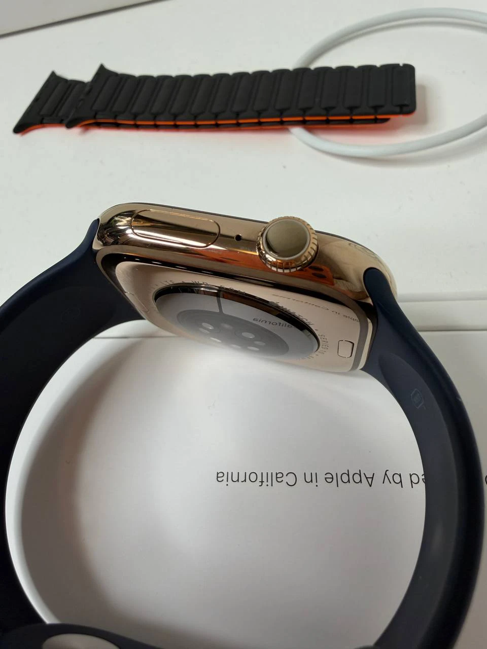 Apple watch Series 10 Titanium Gold 46mm - photo 2