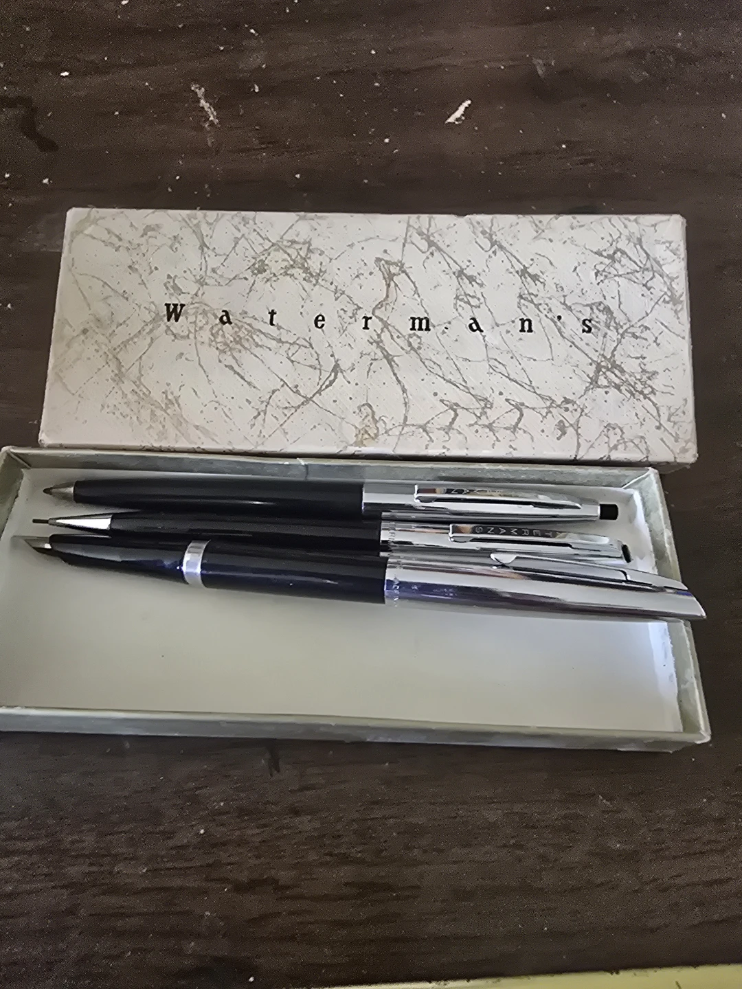 Waterman's Pen Set with Case