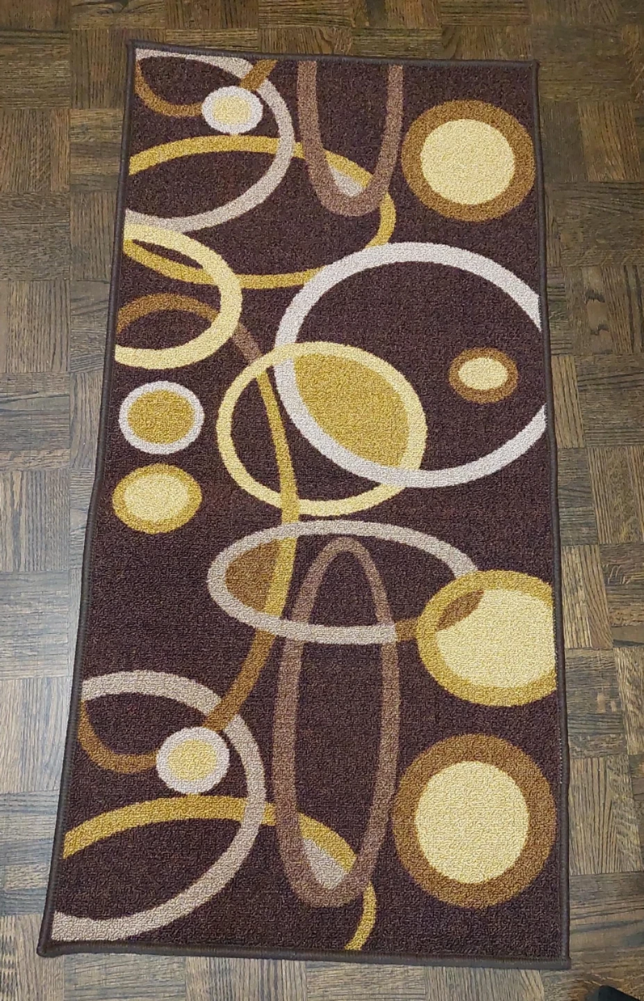 Brown Geometric Accent Rug