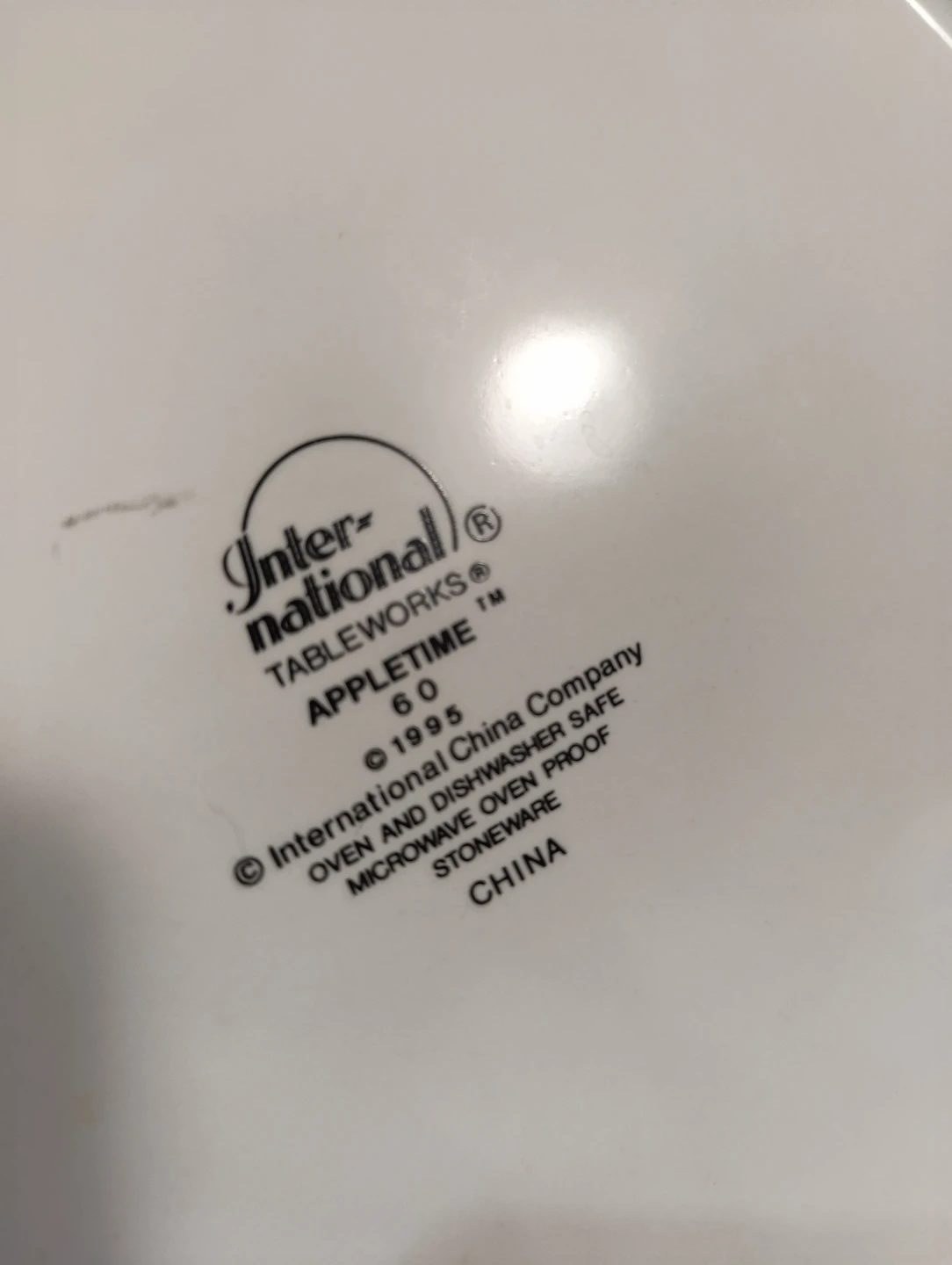 Set of 5 Vintage International Tableworks "Appletime" Plates - photo 3
