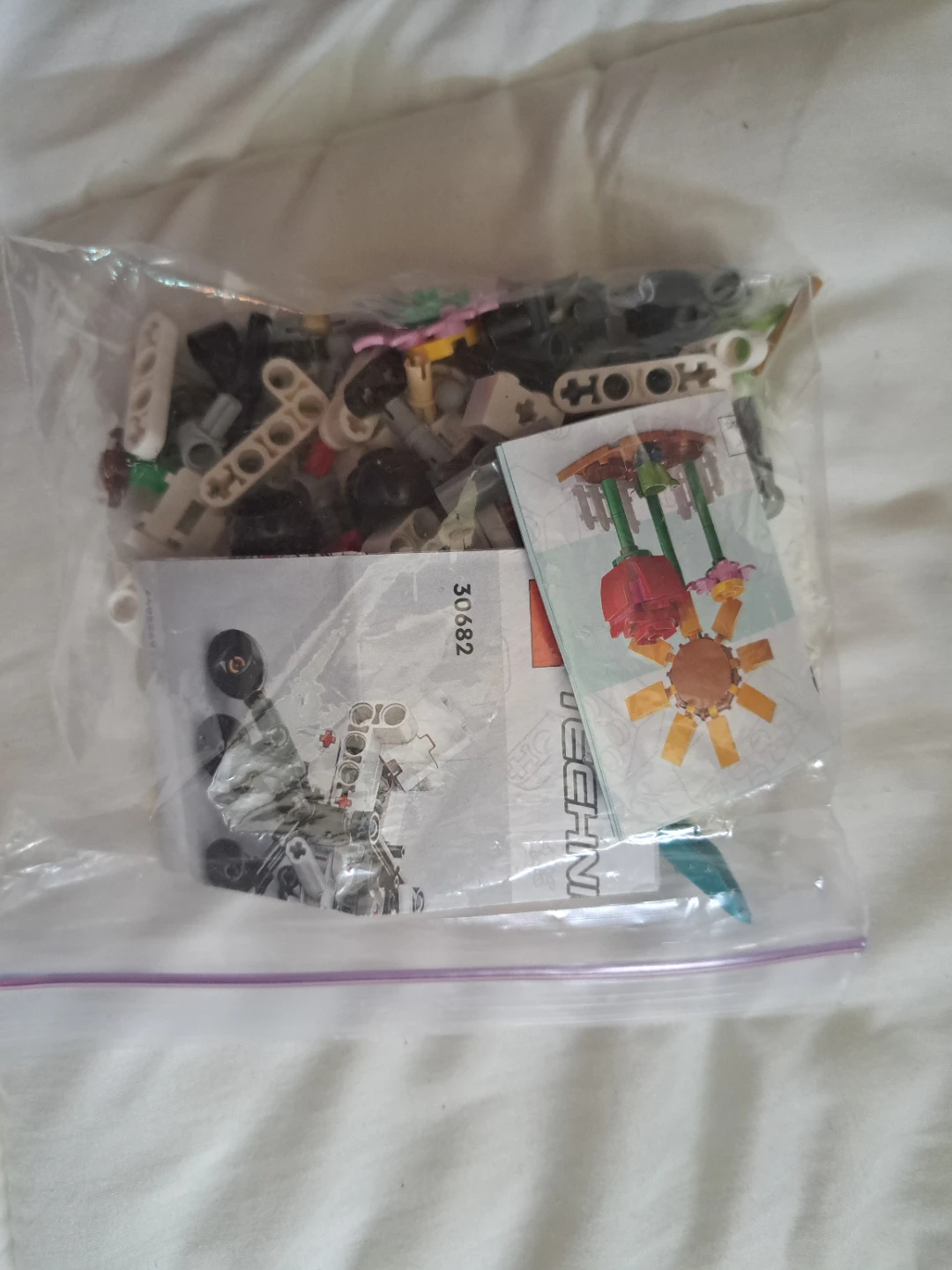 Random Lego Pieces - photo 5