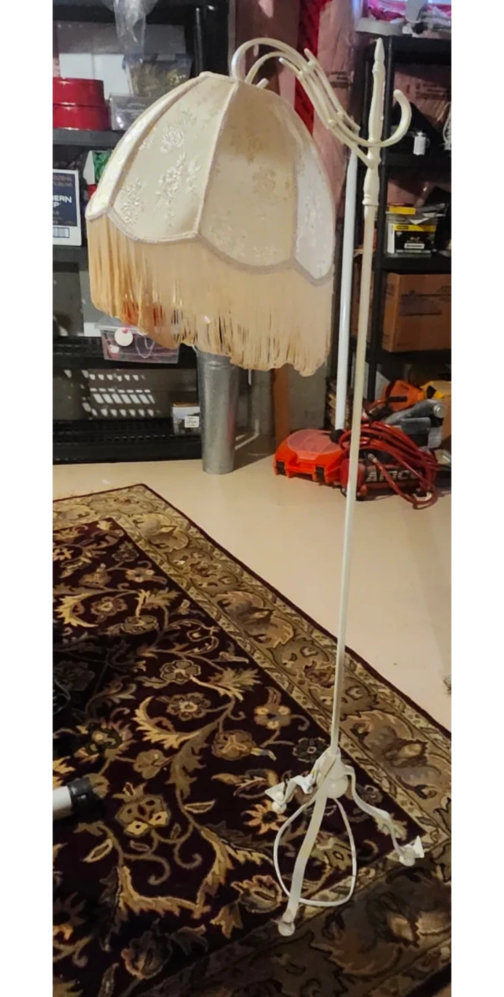 Vintage Style Floor Lamp with Cream Fringe Shade - photo 2