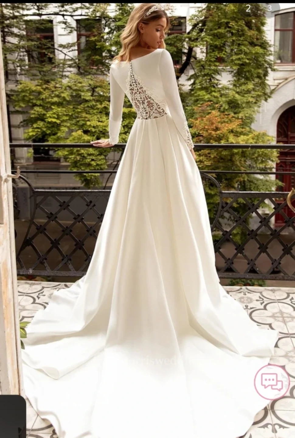 Wedding dress - photo 2