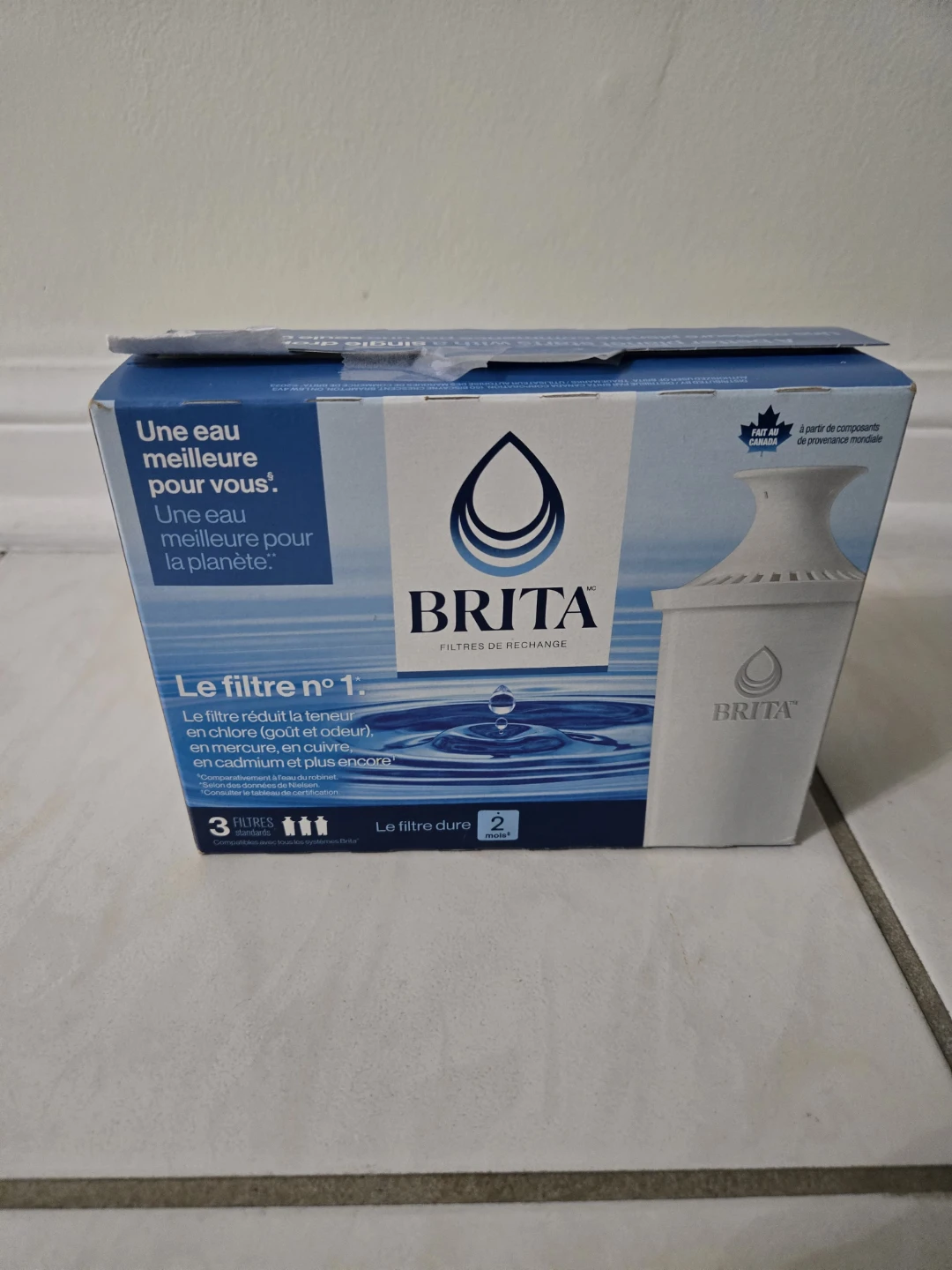 Brita Water Dispenser (1 filter attached)  + 2 Extra new Filters - photo 5
