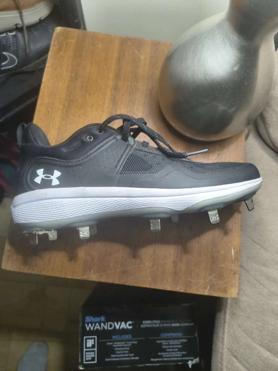 Size 9.5 Under Armour Baseball Cleats - photo 2