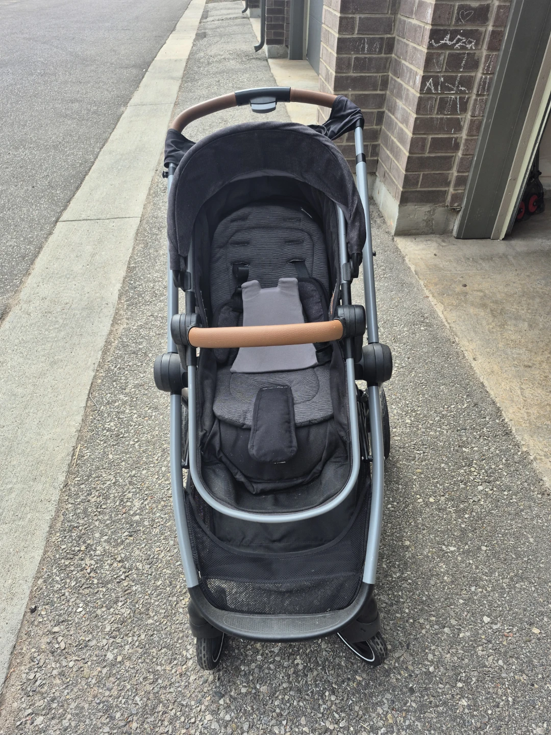 Maxi-Cosi Stroller with Car Seat - photo 4
