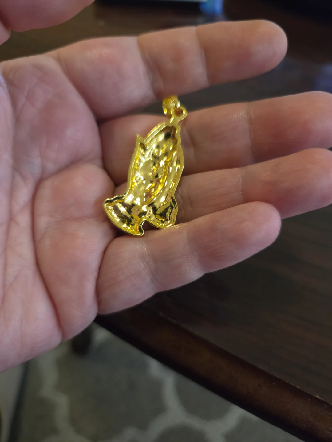 Gold Tone Praying Hands Pendant Charm - photo 2