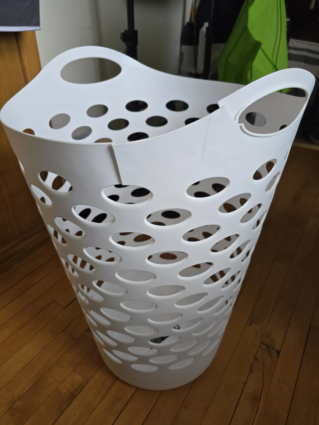 ⚽ Mainstays Flexible Laundry Hamper