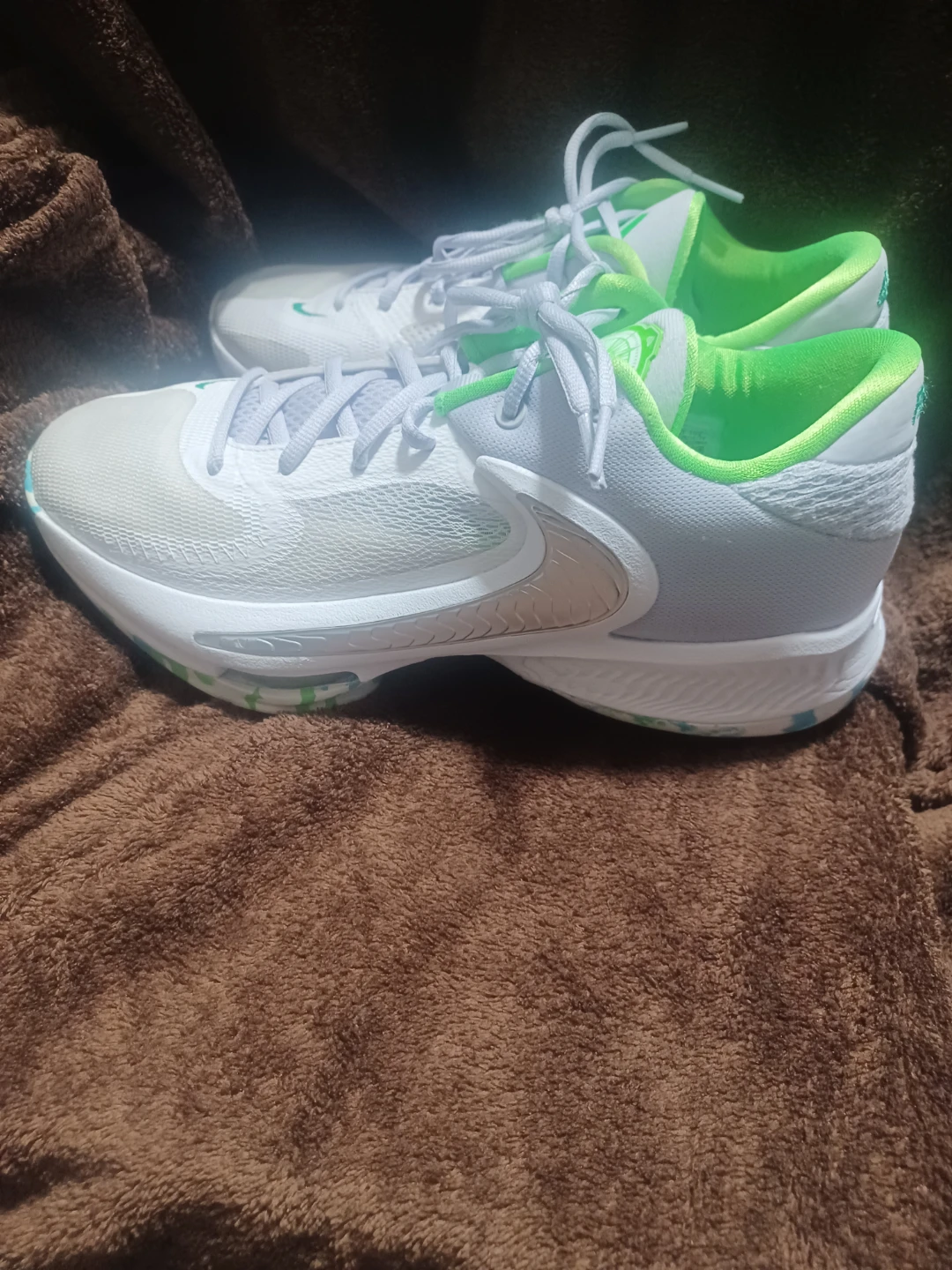 Nike zoom freak 4 the decision size 8
