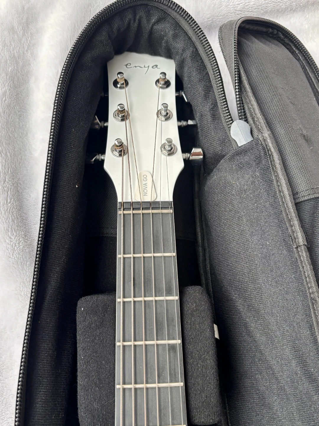 Enya Nova Go Carbon Fiber Acoustic Guitar - photo 3