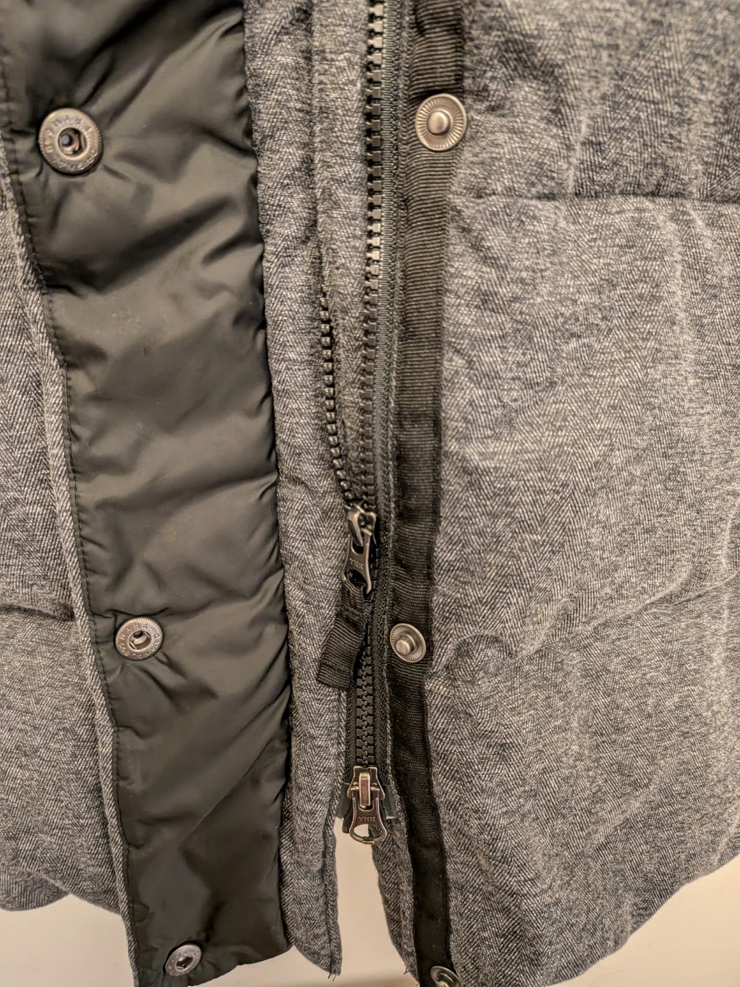 Eddie Bauer Women's Puffer Jacket - Black - photo 4