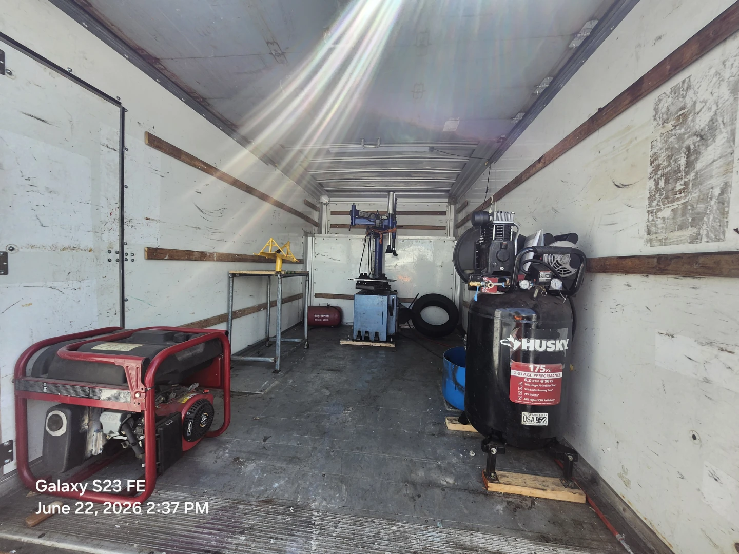 Mobil tire repair ( 2006 ford ecoline)