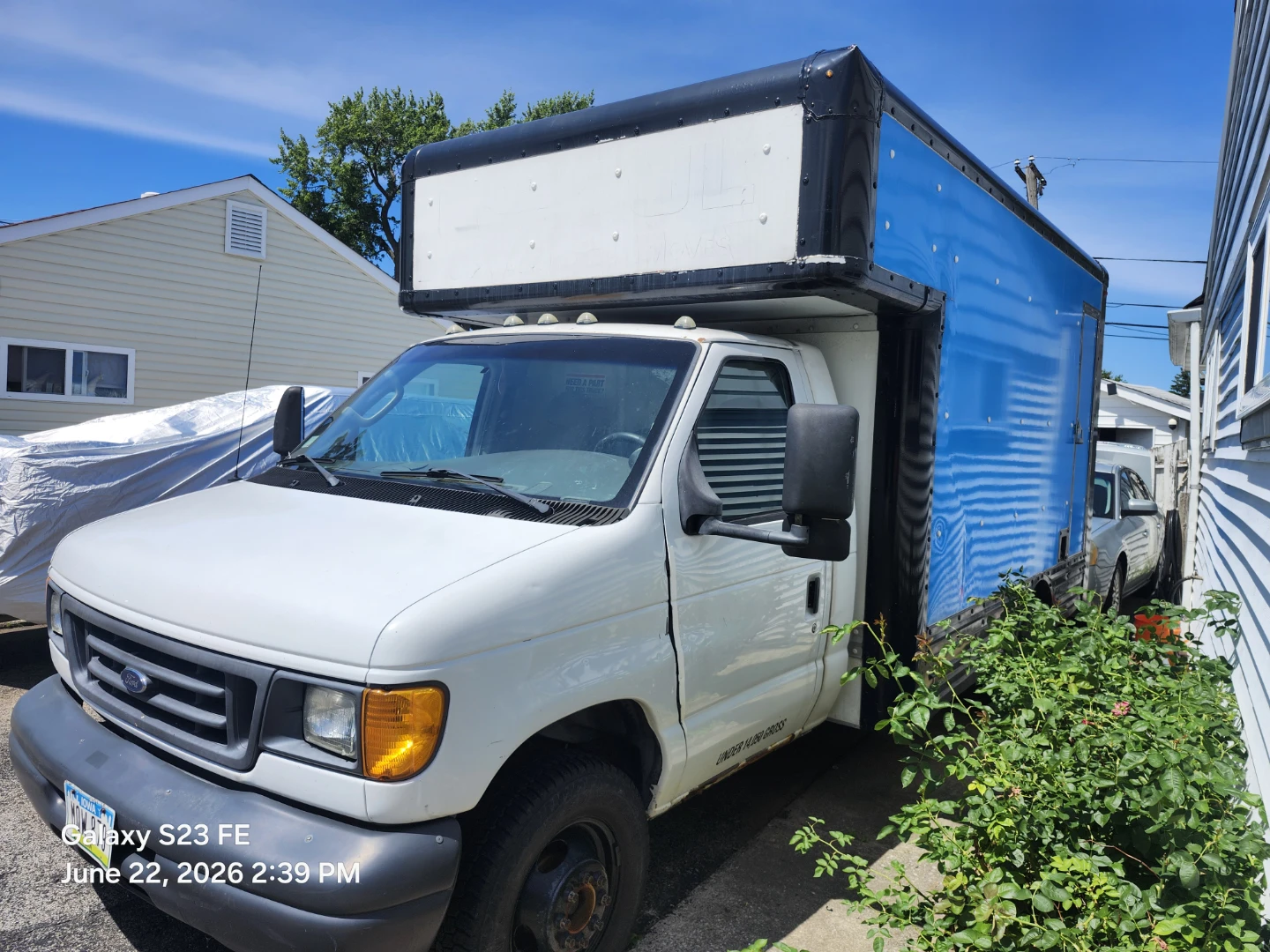 Mobil tire repair ( 2006 ford ecoline) - photo 3