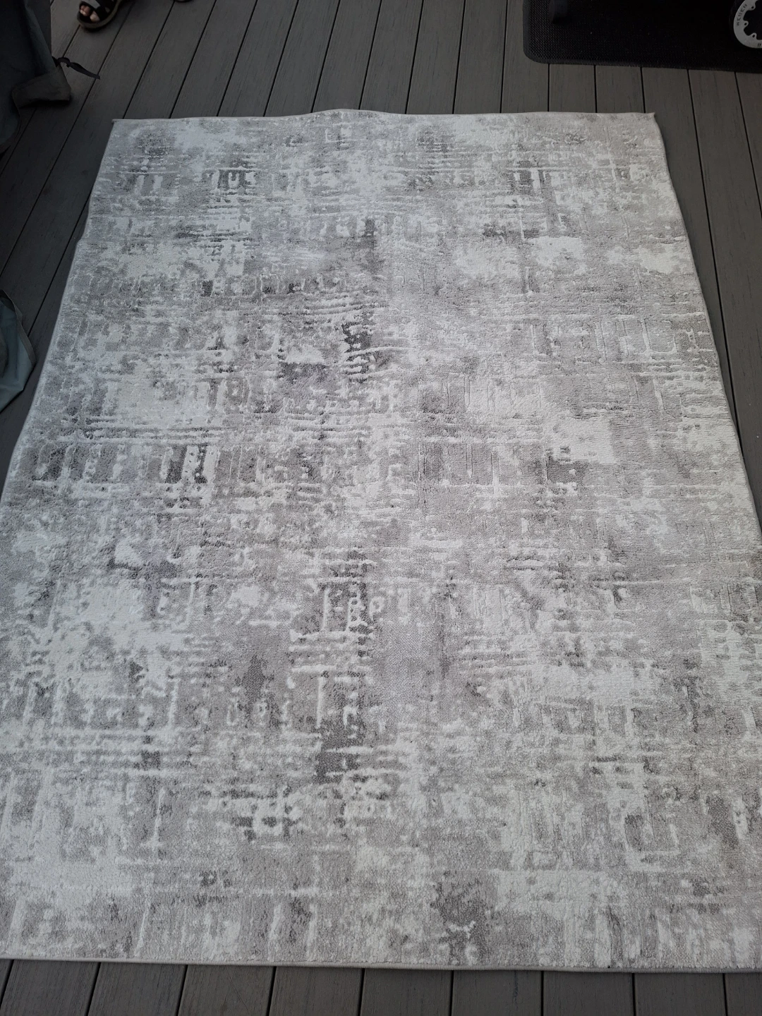 Area Rug 5 ft. 3 in. x 7 ft. - photo 2