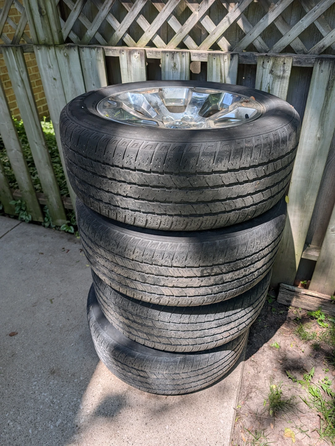 Set of 4 Chrome Wheels and Tires - photo 5
