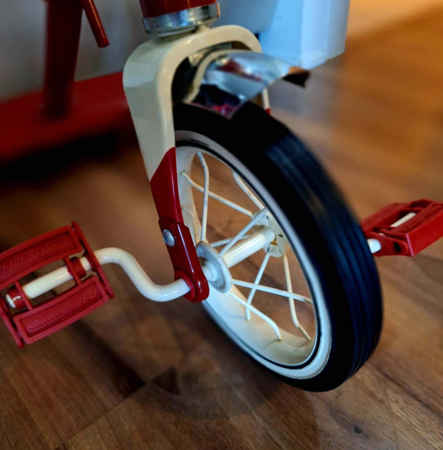 Radio Flyer Red Tricycle - photo 3