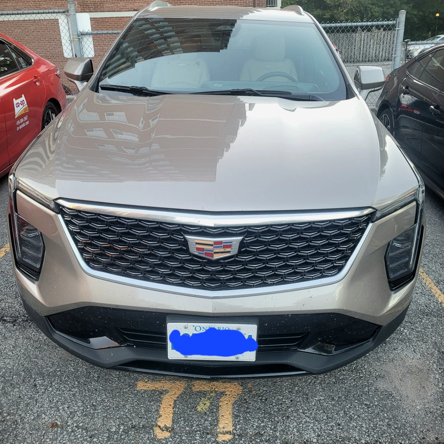 2024 Cadillac XT4 Premium Luxury – Loaded: 33" Screen, Comfort