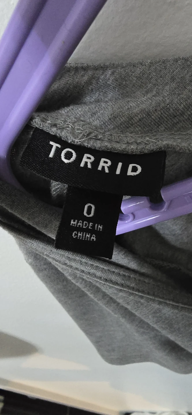 Torrid Grey Cutout T-Shirt - photo 3