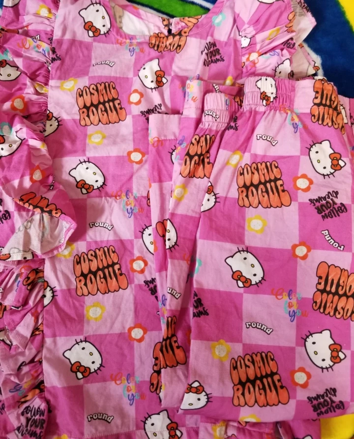 Pink Hello Kitty Pyjamas set 4-5 ⚽️ - photo 4