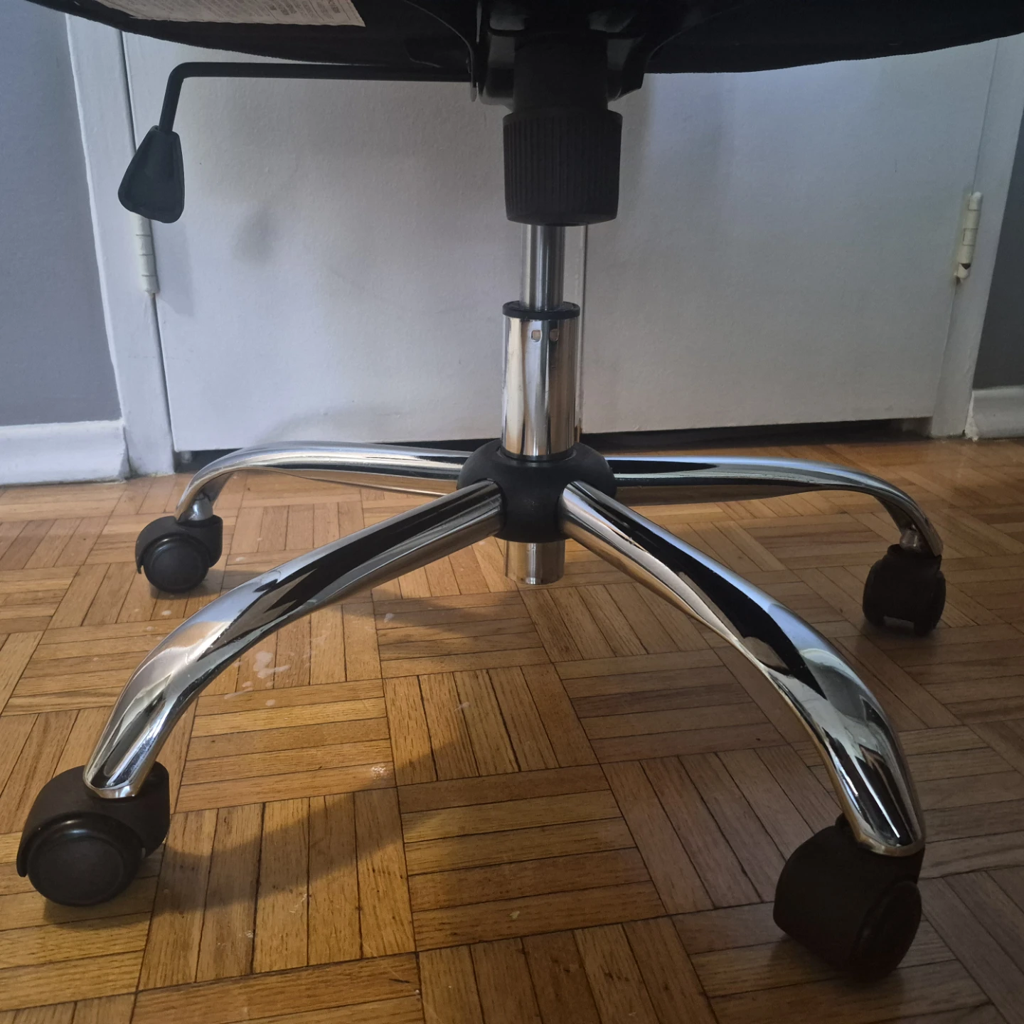 💺 Tufted Office Chair – $20 (Needs to go ASAP!) - photo 3