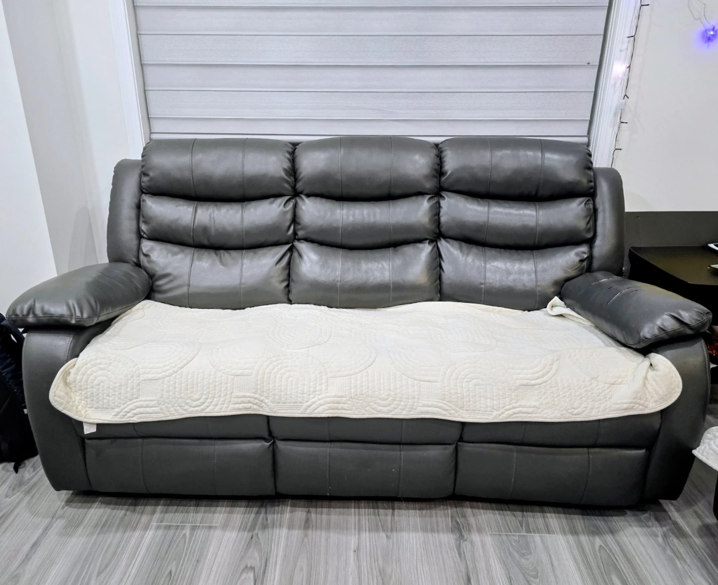 Grey Reclining Sofa & Loveseat Set with Console - photo 5