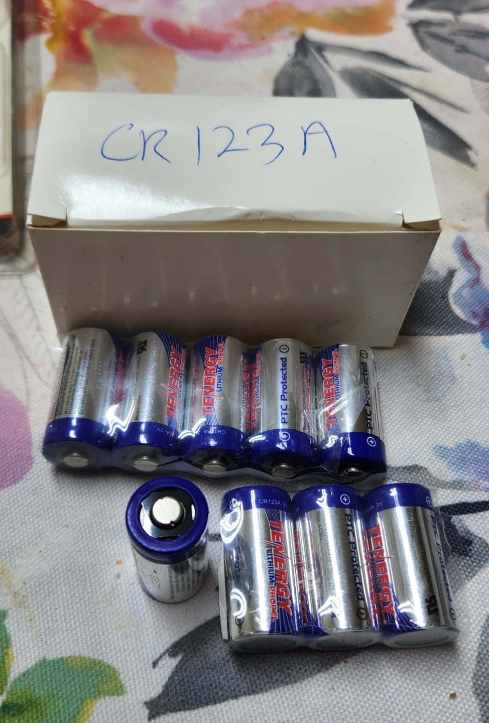 New Tenergy CR123A Lithium Batteries pack of 9