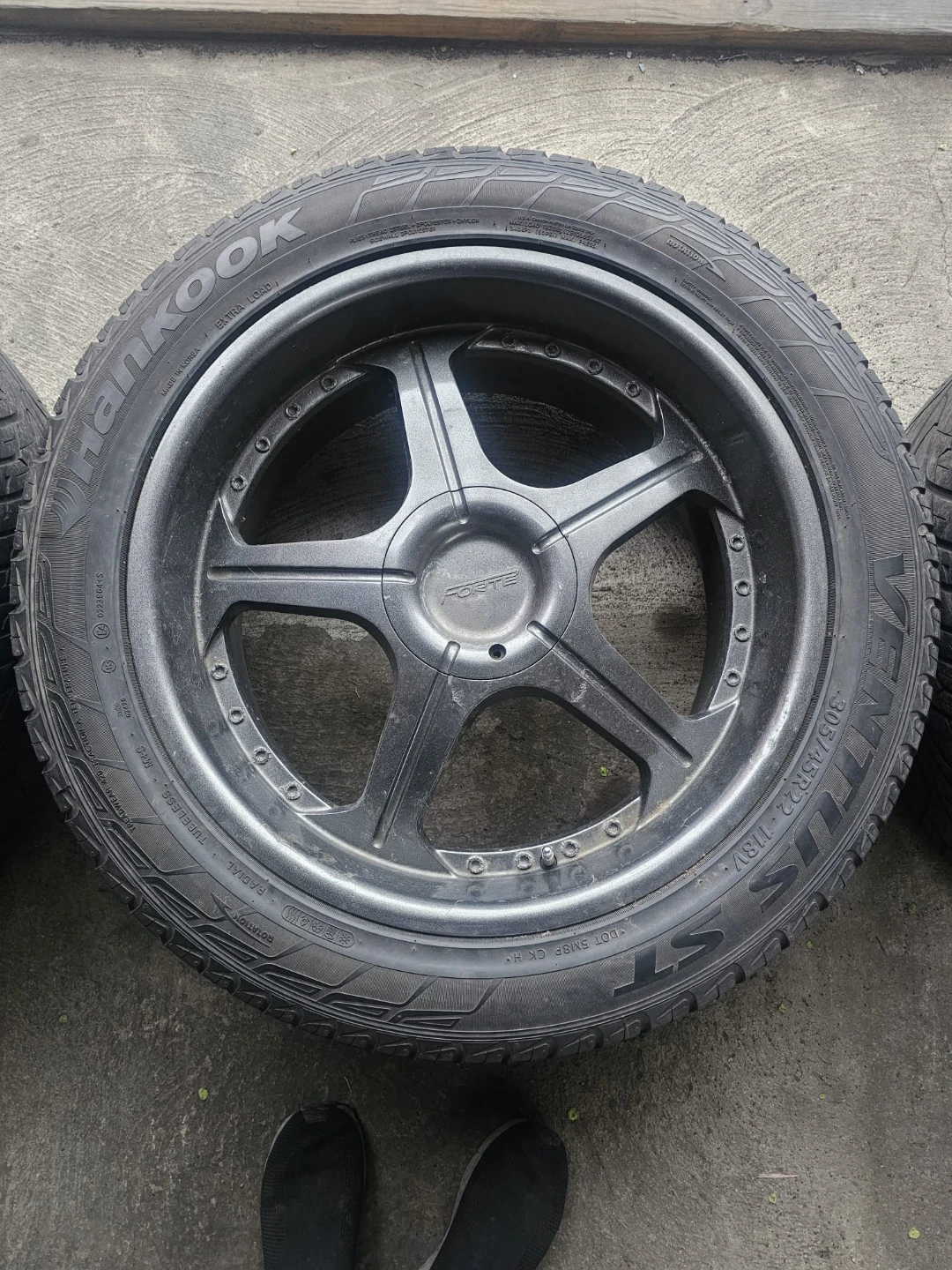 22 inch Forte rims wheels 5x135 5x127 hankook tires