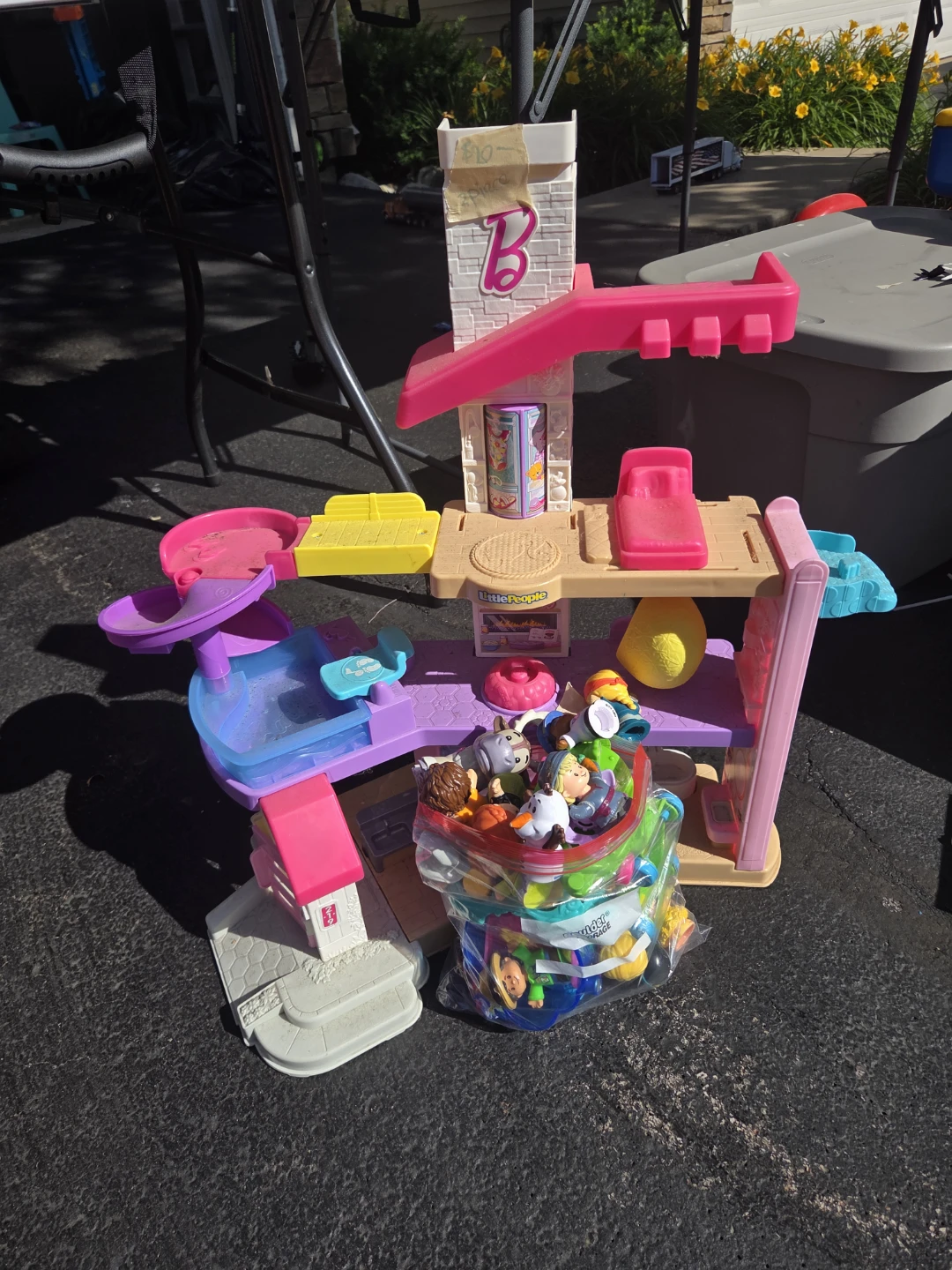 Little People Barbie Play Set with Figures