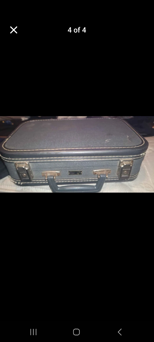 Vintage Clarinet in Case - photo 4