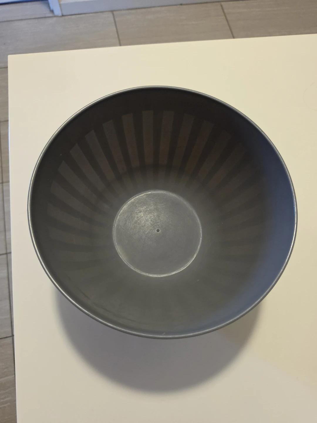 Plastic mixing bowl - photo 3