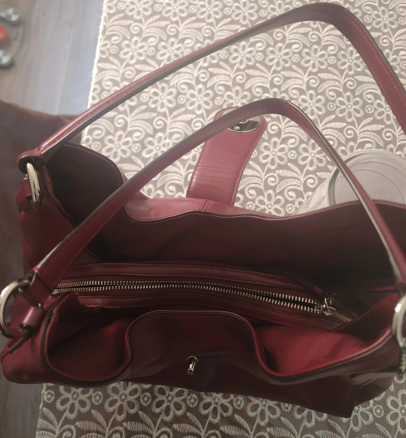 Coach Burgundy Leather Shoulder Bag - photo 2