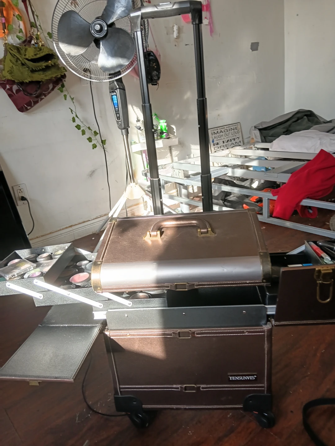 TENSUNVIS Rolling Makeup Case with MAC Cosmetics - photo 3