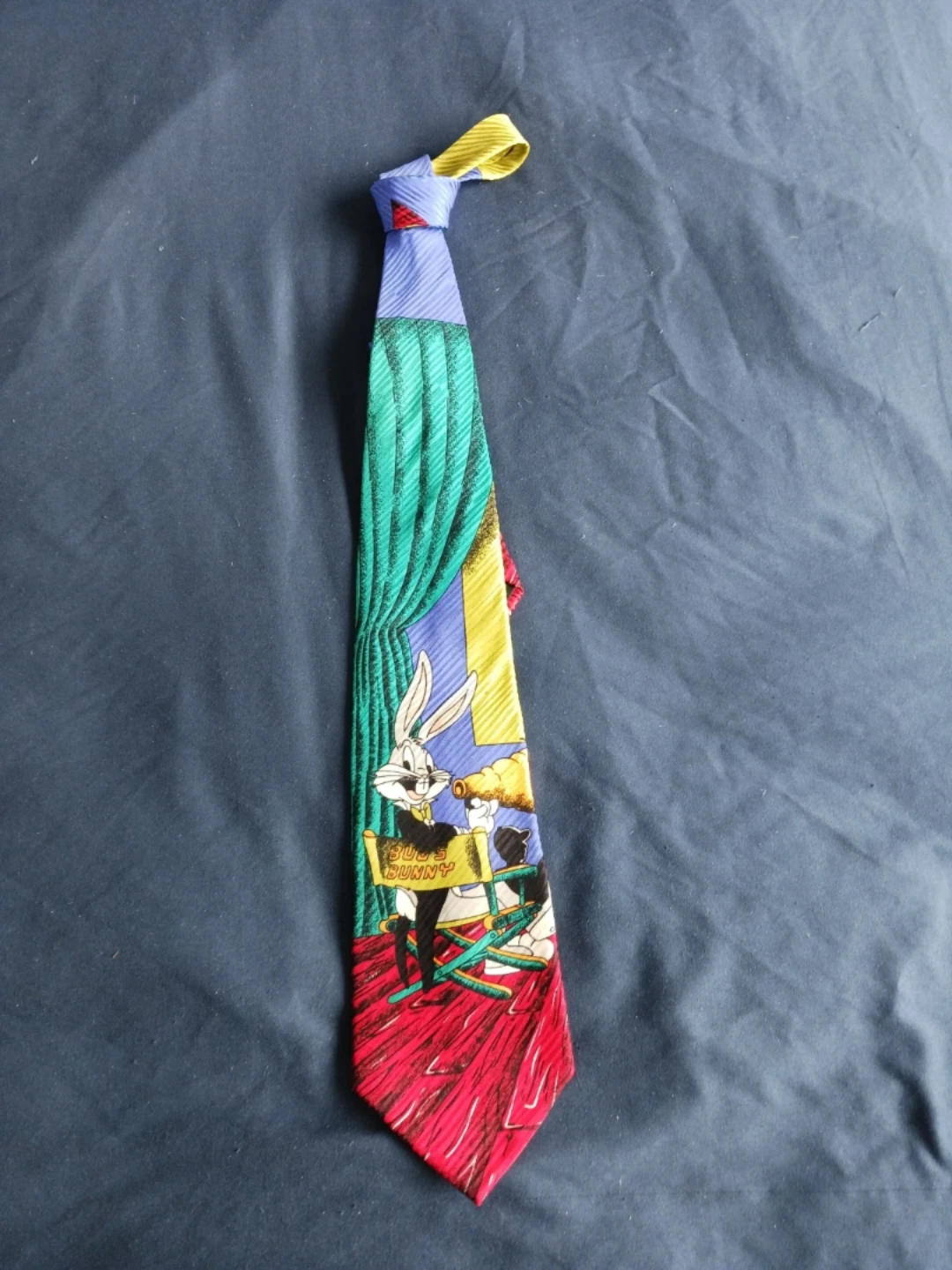 ⚽ Vintage Looney Tunes Bugs Bunny Silk Tie - photo 2