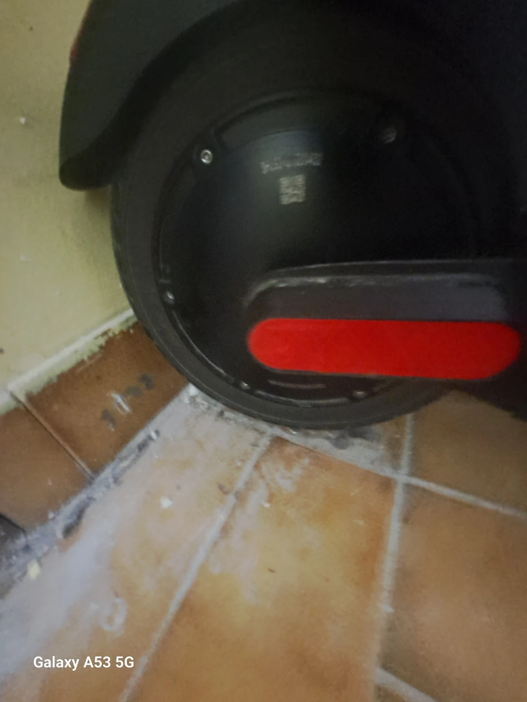 Smoosat Electric Scooter - photo 2