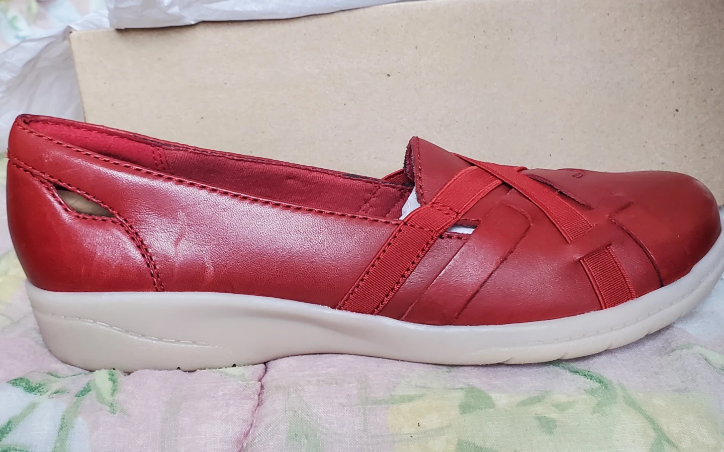 Clarks Women's Shoes, NEW - photo 3