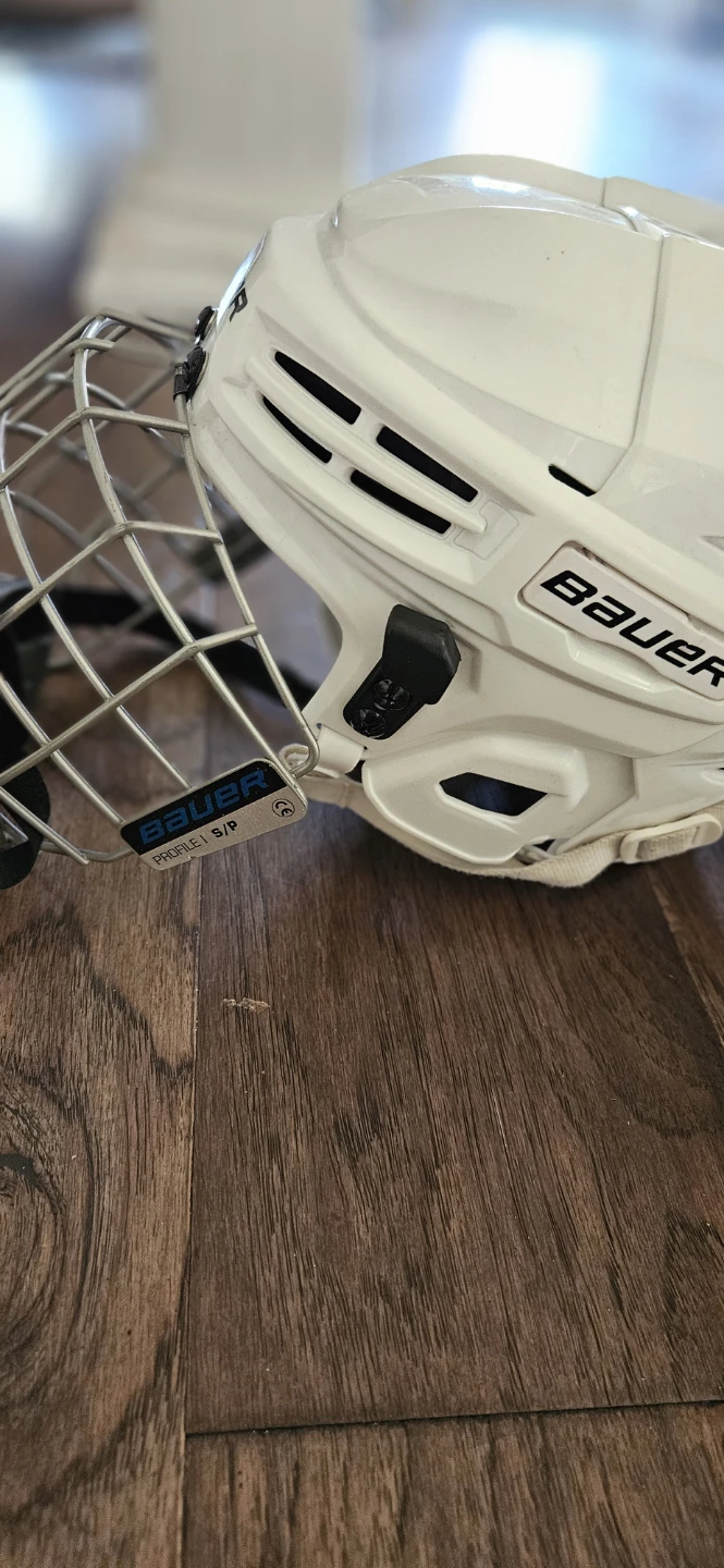 Bauer IMS 5.0 Hockey Helmet - certified