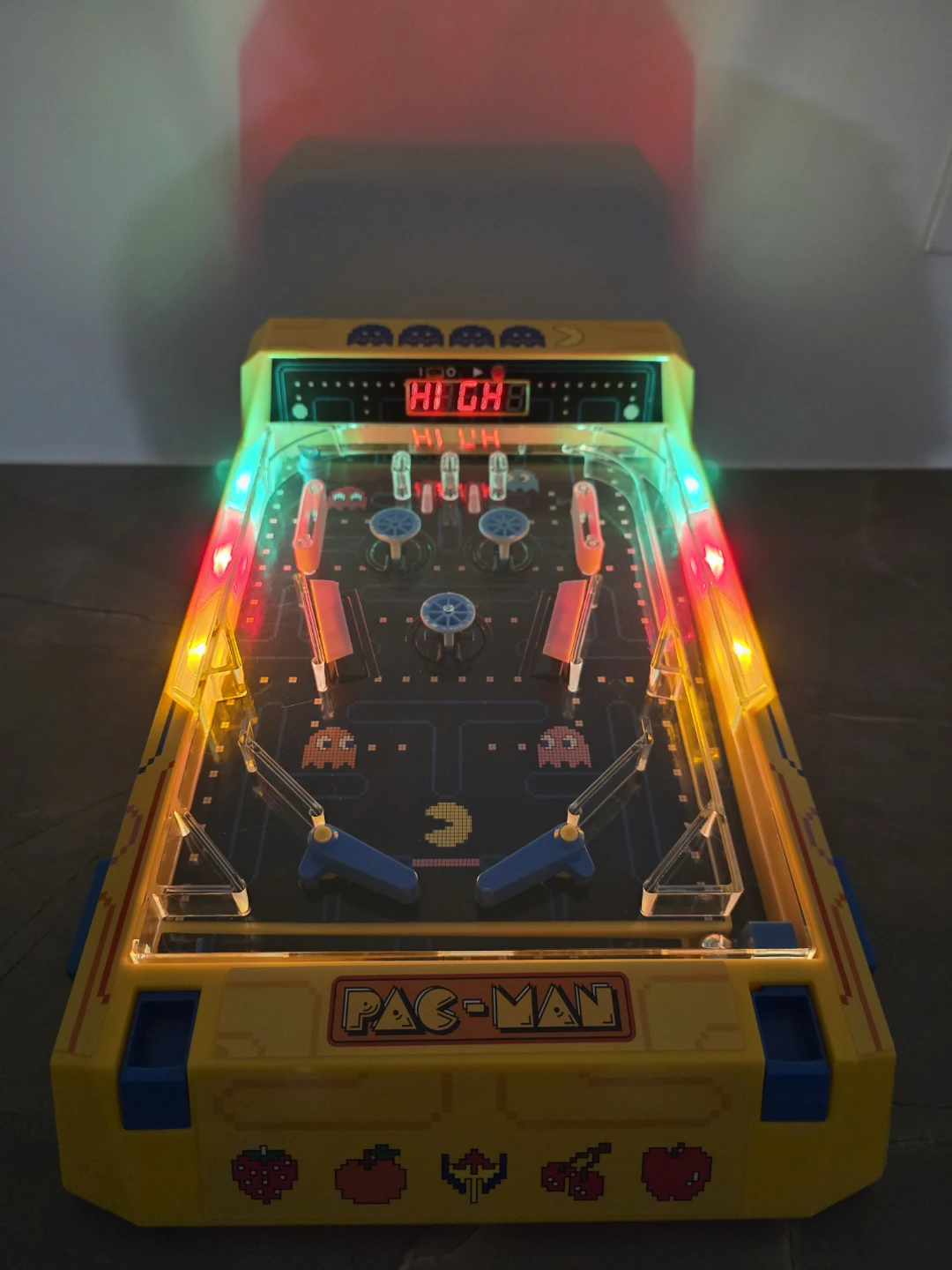 Pac-Man Mini Pinball Machine. - photo 4