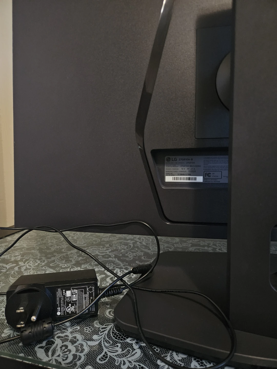 LG UltraGear Gaming Monitor - photo 4