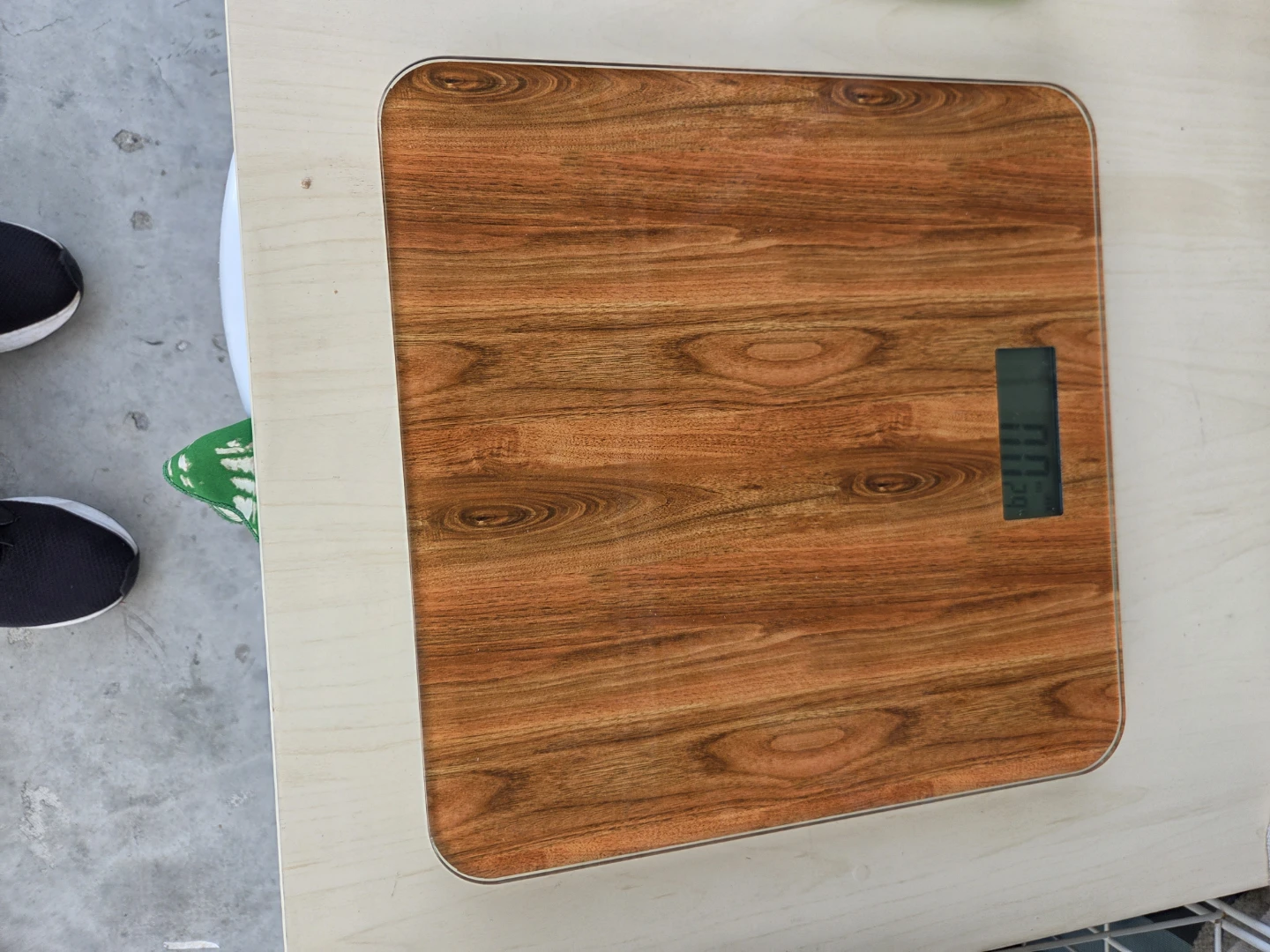 Digital Bathroom Scale - Wood Grain Finish - photo 3