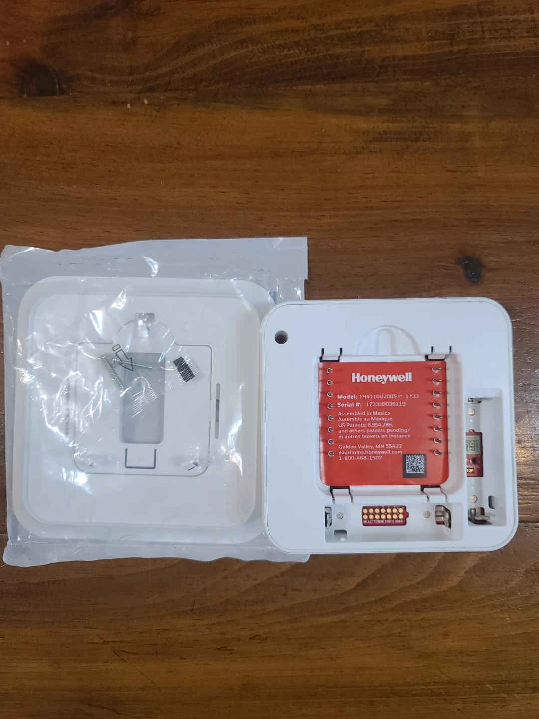 Honeywell T6 Pro Programmable Thermostat - photo 2