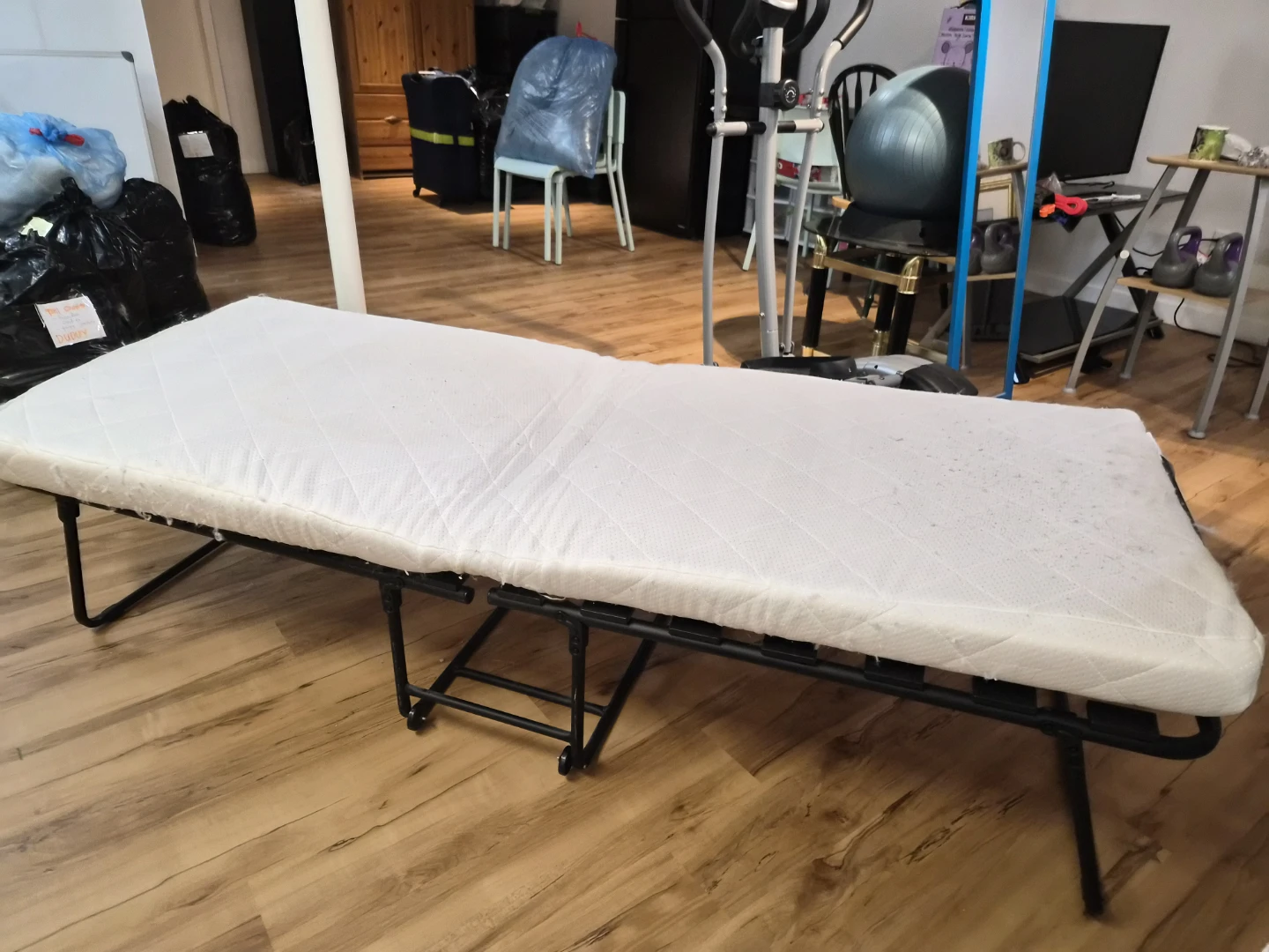 Single Bed Folding Cot with Mattress