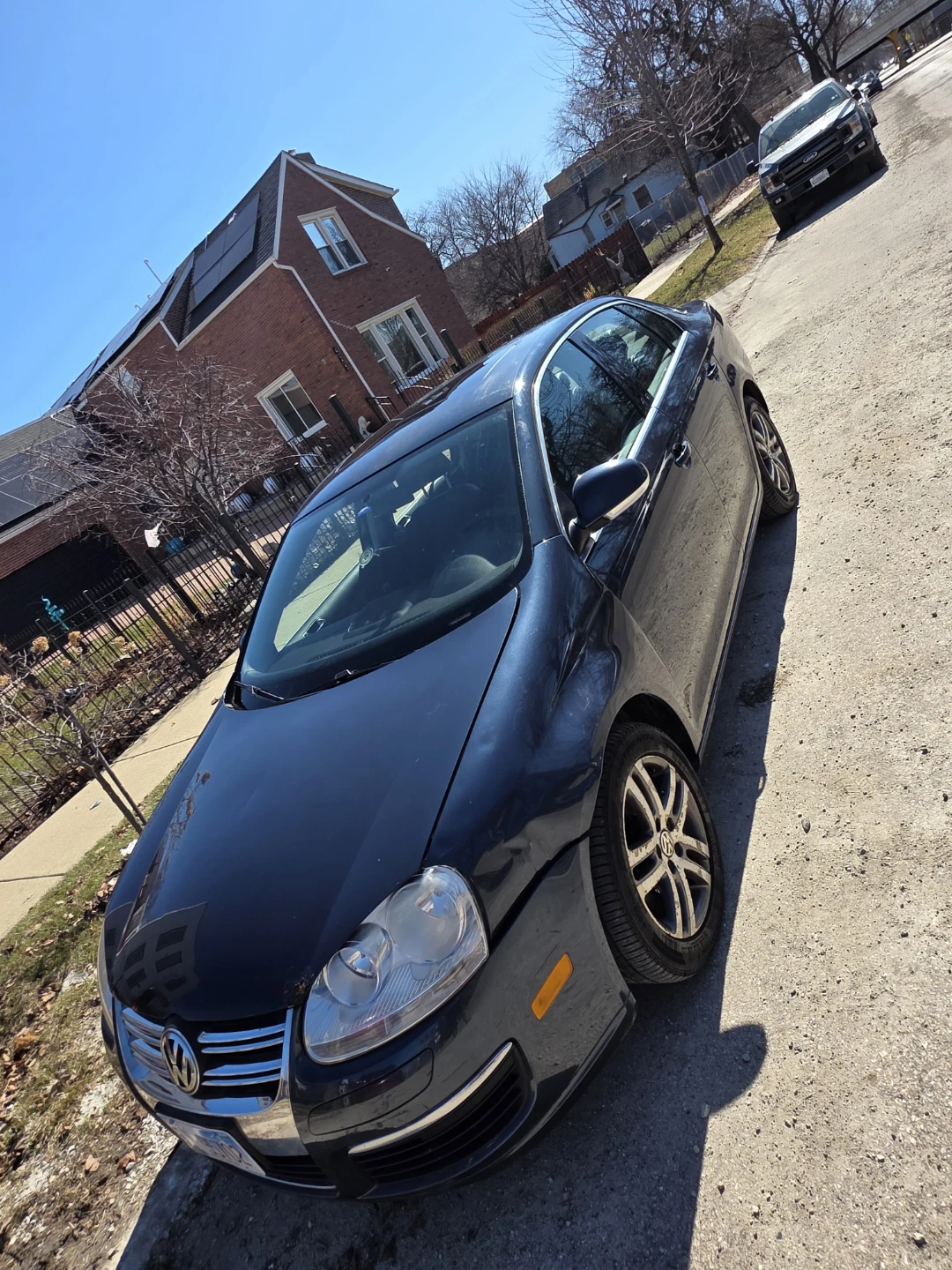 Dark Blue Volkswagen Jetta 2.5 Sedan
