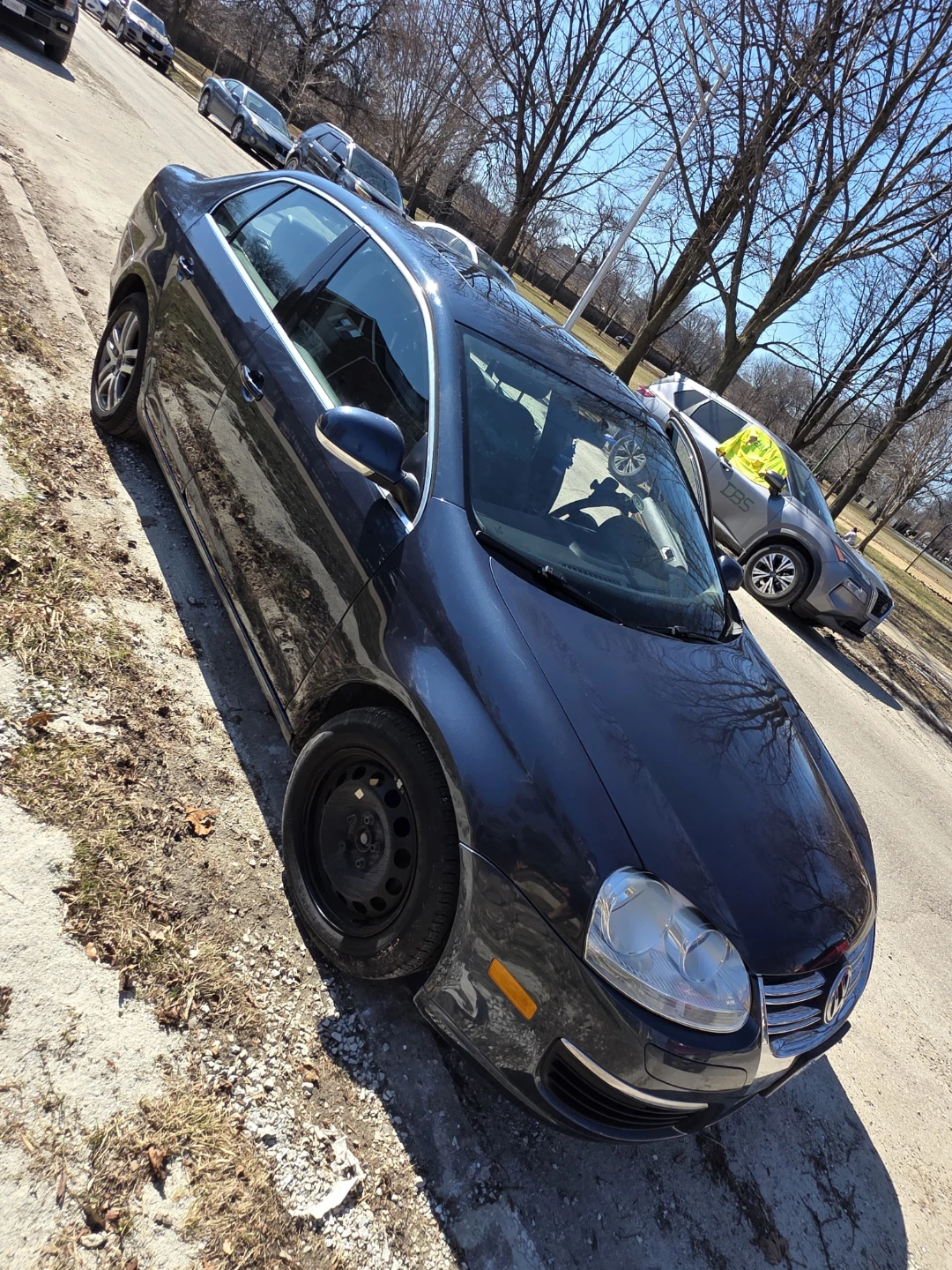 Dark Blue Volkswagen Jetta 2.5 Sedan - photo 4