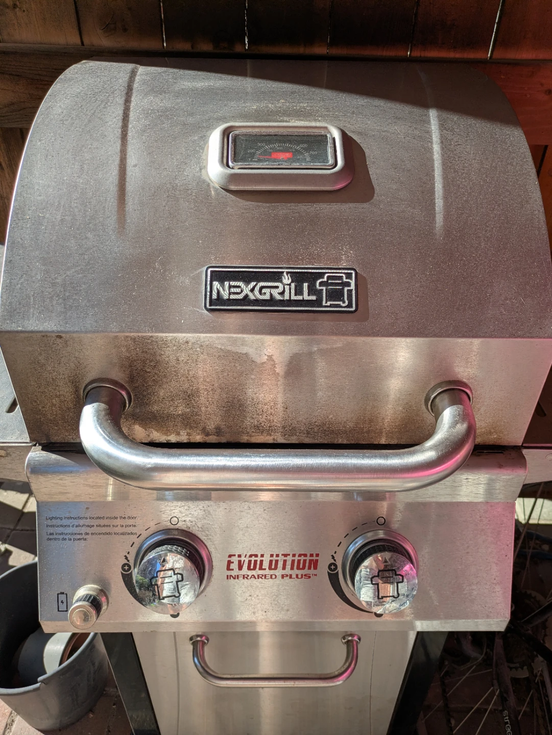 BBQ + Propane tank + Accessories + Cover