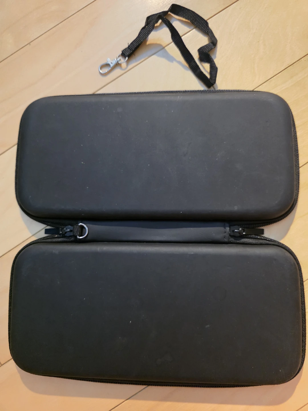 Black Nintendo Switch 1 Carrying Case with Lanyard - photo 2