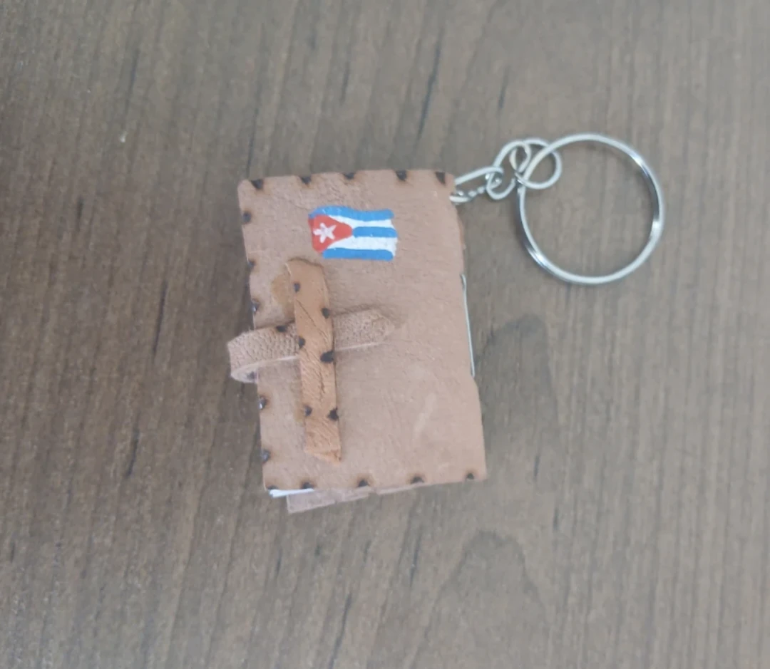 Cuba Varadero Keychain - photo 2
