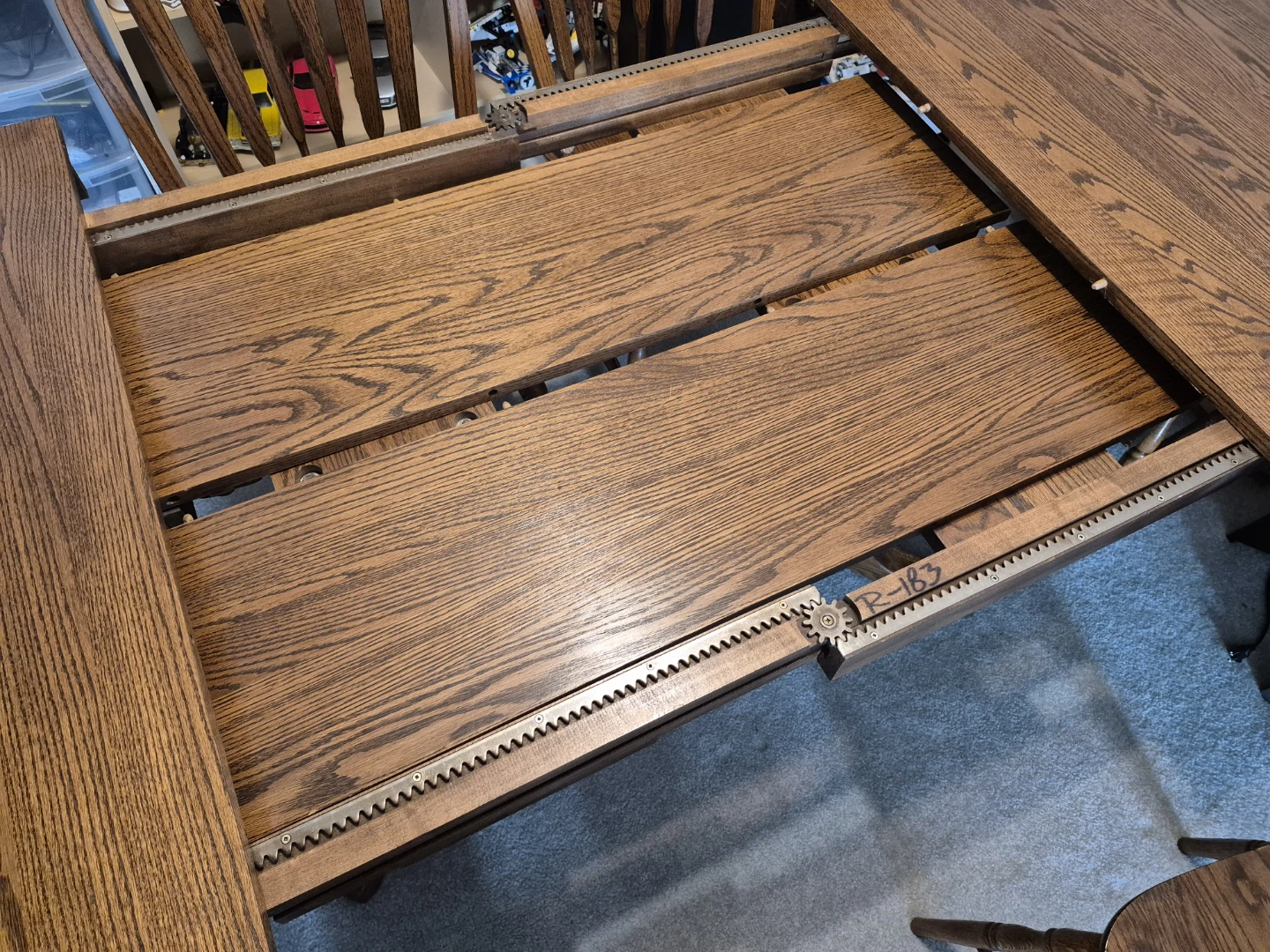 Solid Oak Dining table and Chairs - photo 4