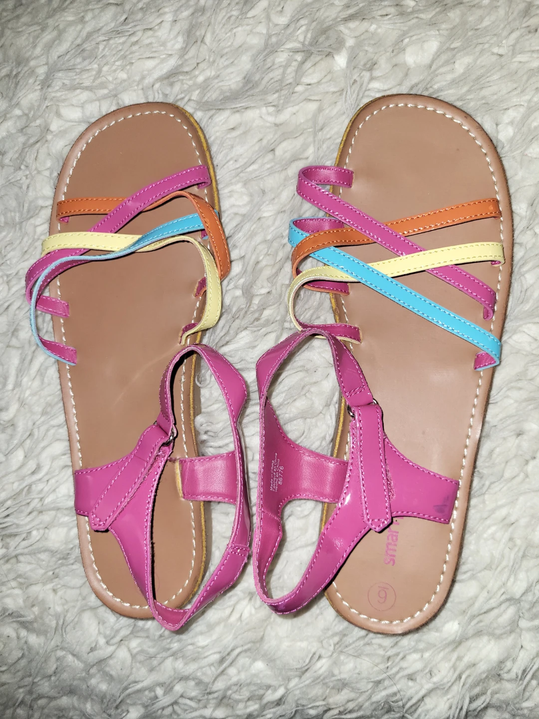 ⚽️ Smartfit Kids Multicolor Strappy Sandals Size 6