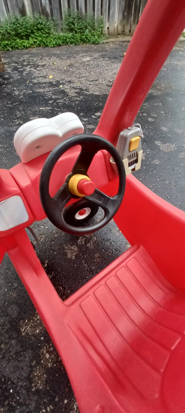Little Tikes Cozy Coupe - 911 Emergency Vehicle - photo 5